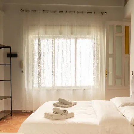 Apartment Il Cocchiere Cozy In Via Roma Palermo