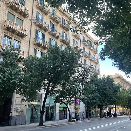Il Cocchiere Cozy In Via Roma Apartment Palermo